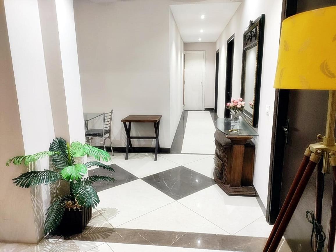 Hotel Luxuria 루드히아나 외부 사진