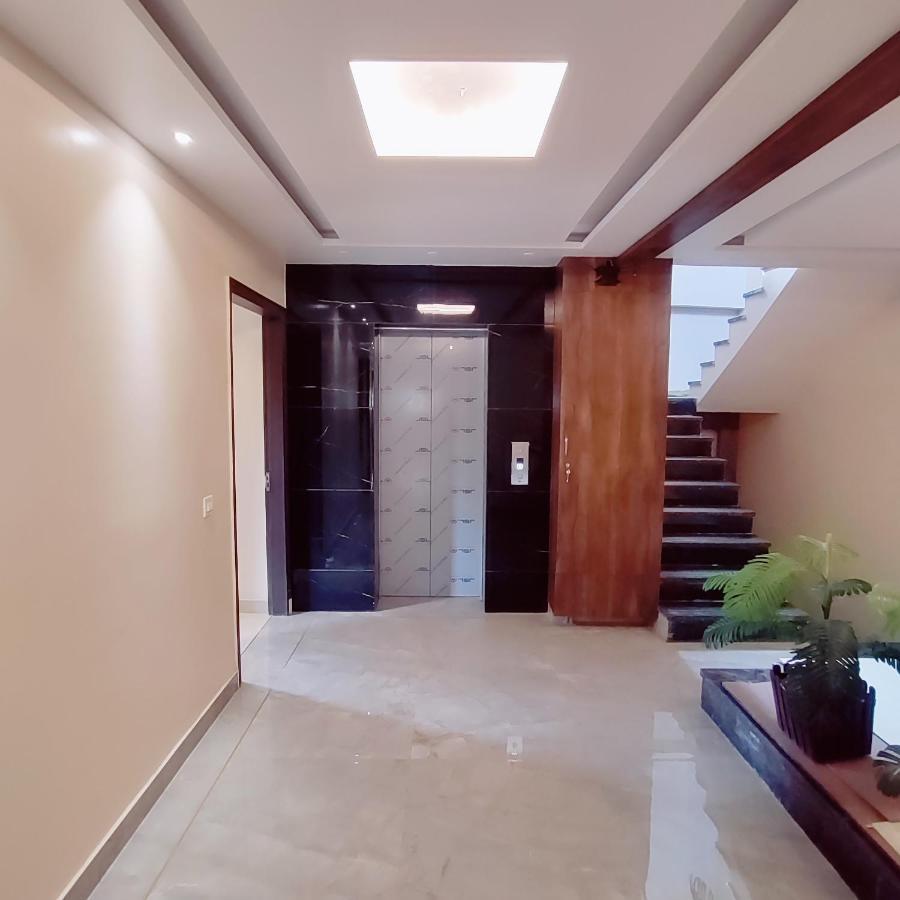 Hotel Luxuria 루드히아나 외부 사진