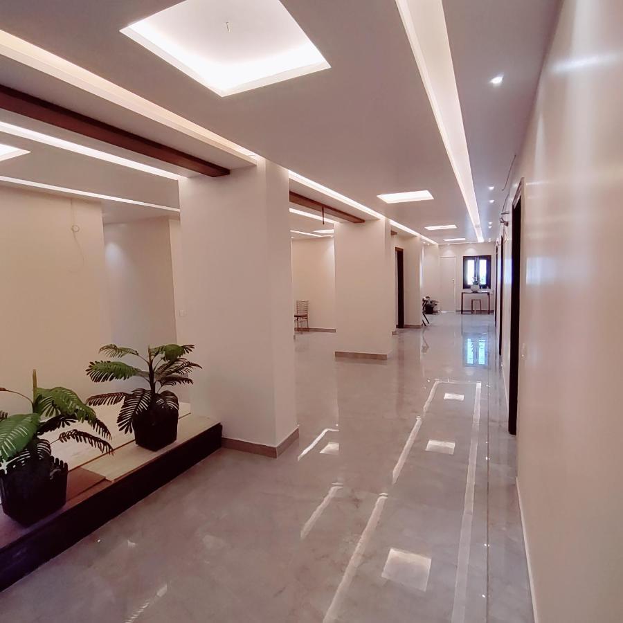 Hotel Luxuria 루드히아나 외부 사진