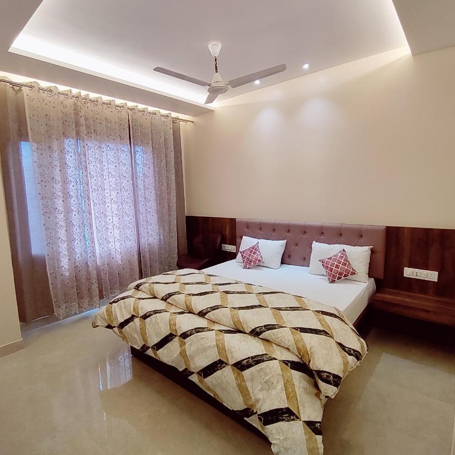 Hotel Luxuria 루드히아나 외부 사진
