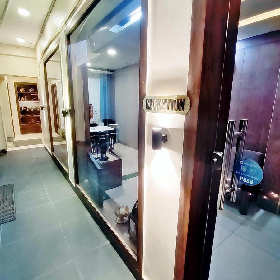 Hotel Luxuria 루드히아나 외부 사진